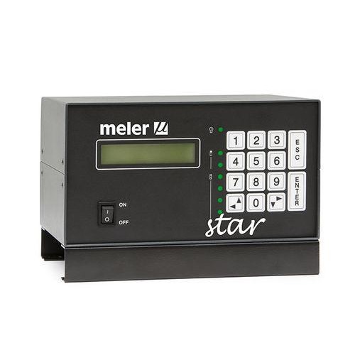 数字控制器