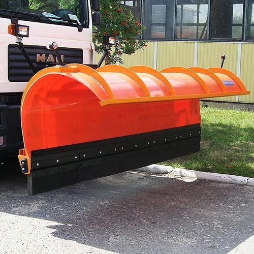 扫雪车